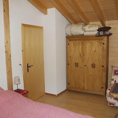 Alpstuga Edelweissgarden Le Raccard